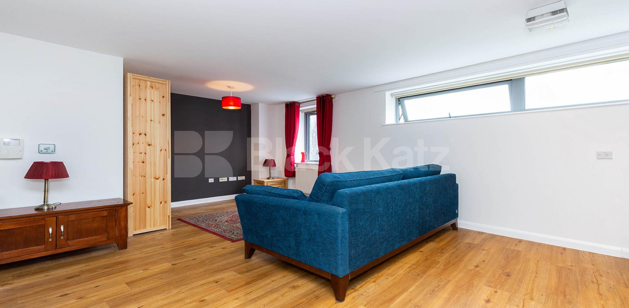 			1 Bedroom, 1 bath, 1 reception Apartment			 Wenlock Street, OLD STREET-SHOREDITCH PARK
